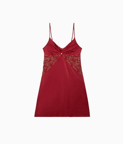 Dramatic Interlude Chemise - Deep Red